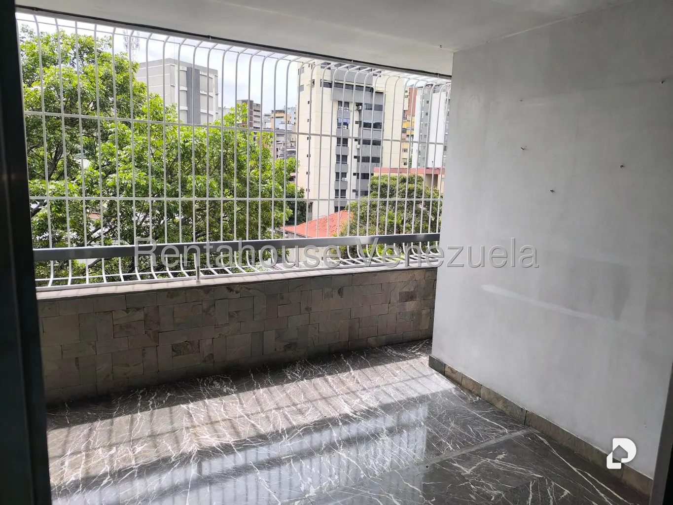 Apartamento en La Florida, Caracas – 5