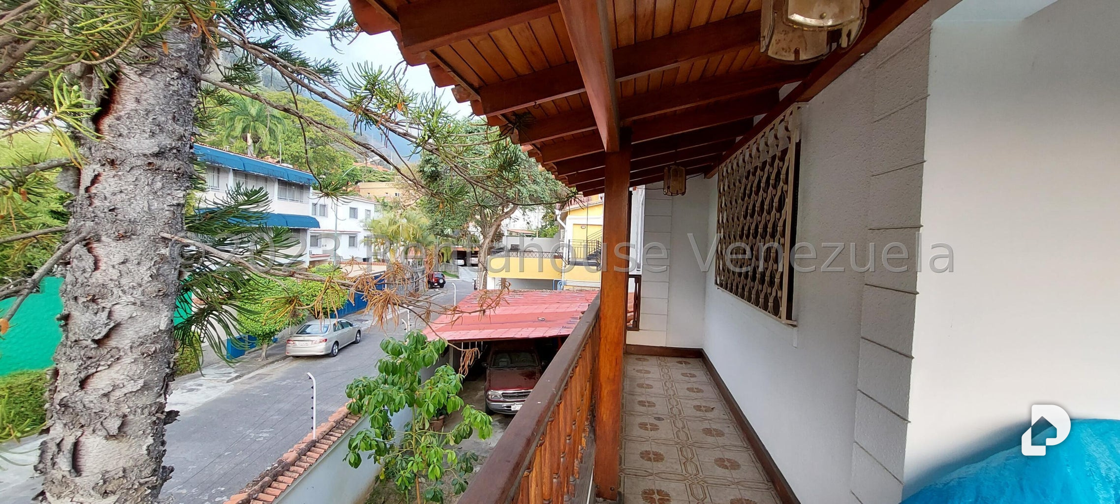 Casa en La Florida, Caracas – 28