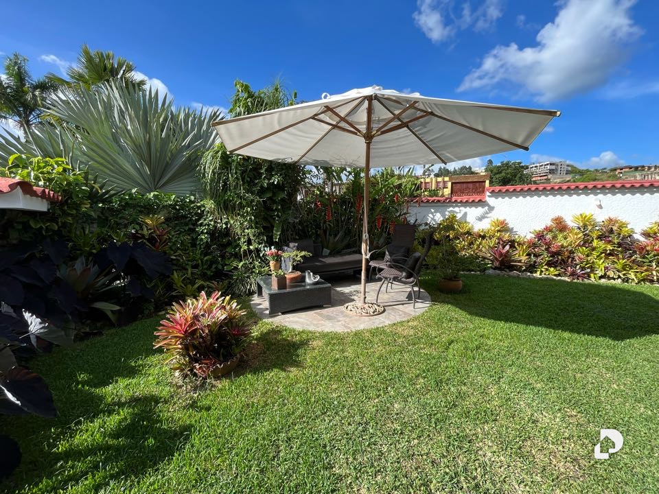 Casa en Lomas de La Lagunita, Caracas – 4