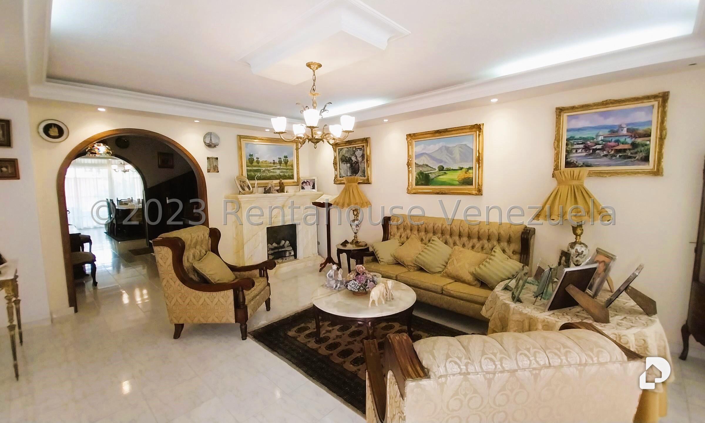 Casa en Alto Prado, Caracas – 2