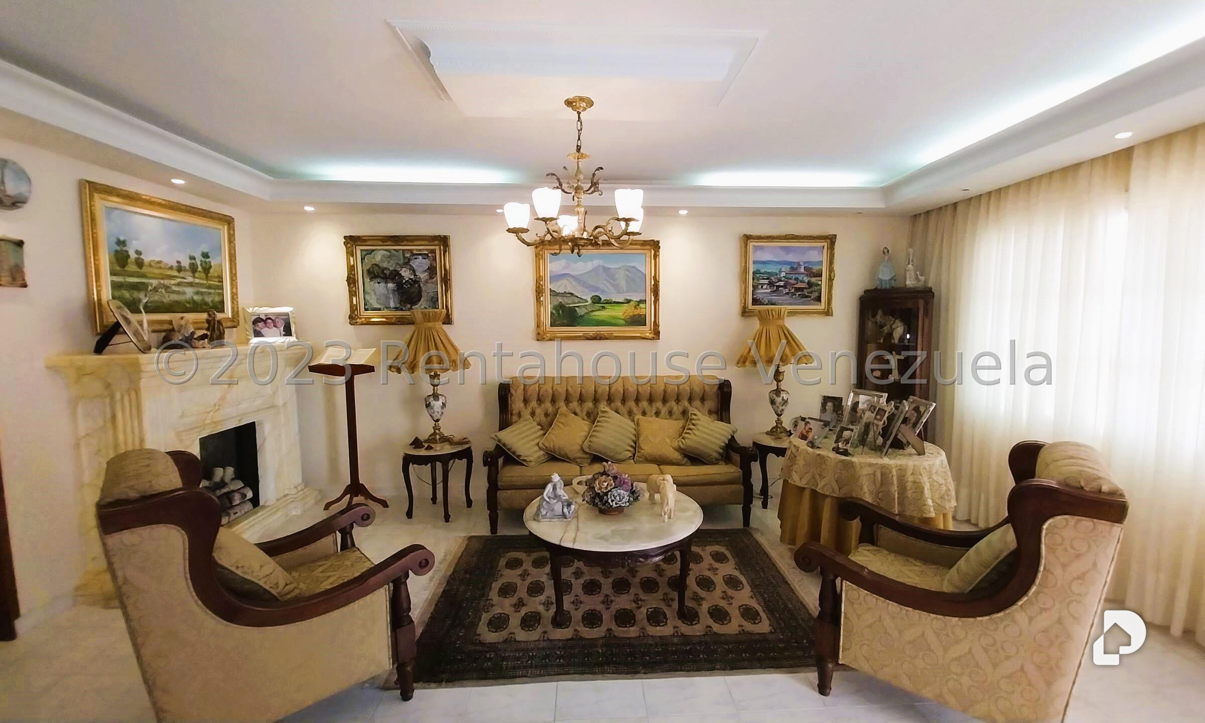 Casa en Alto Prado, Caracas – 3