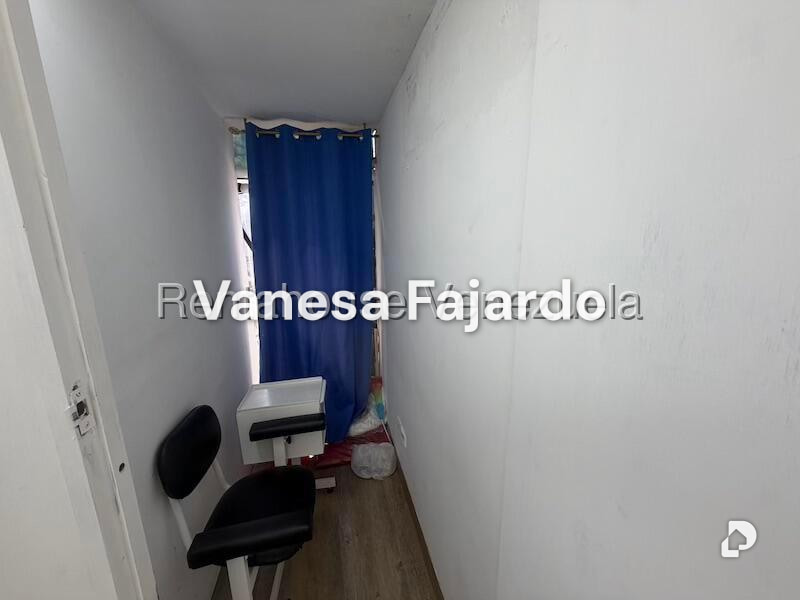 Oficina en El Recreo, Caracas – 27