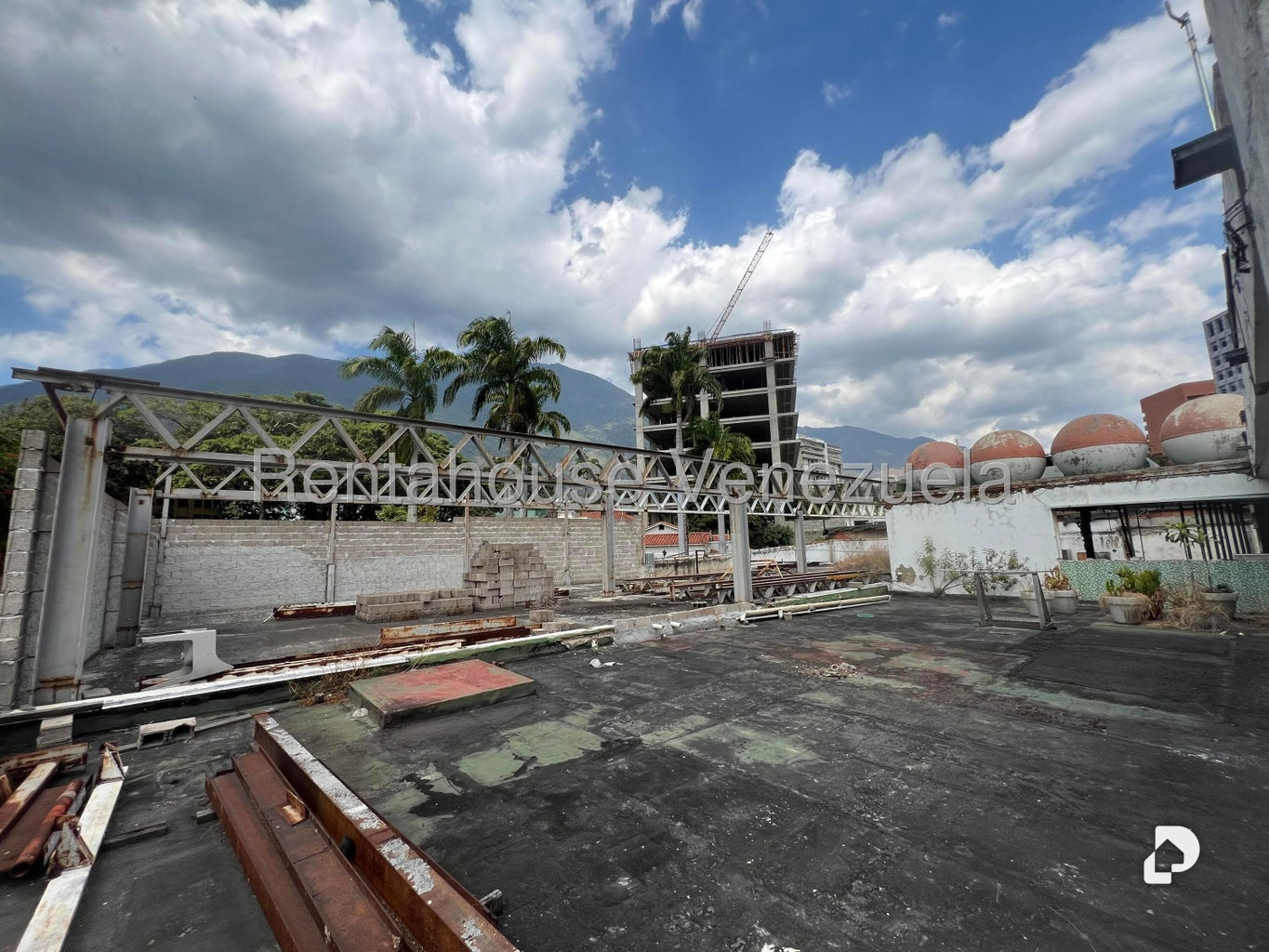 Terreno en La Castellana, Caracas – 14