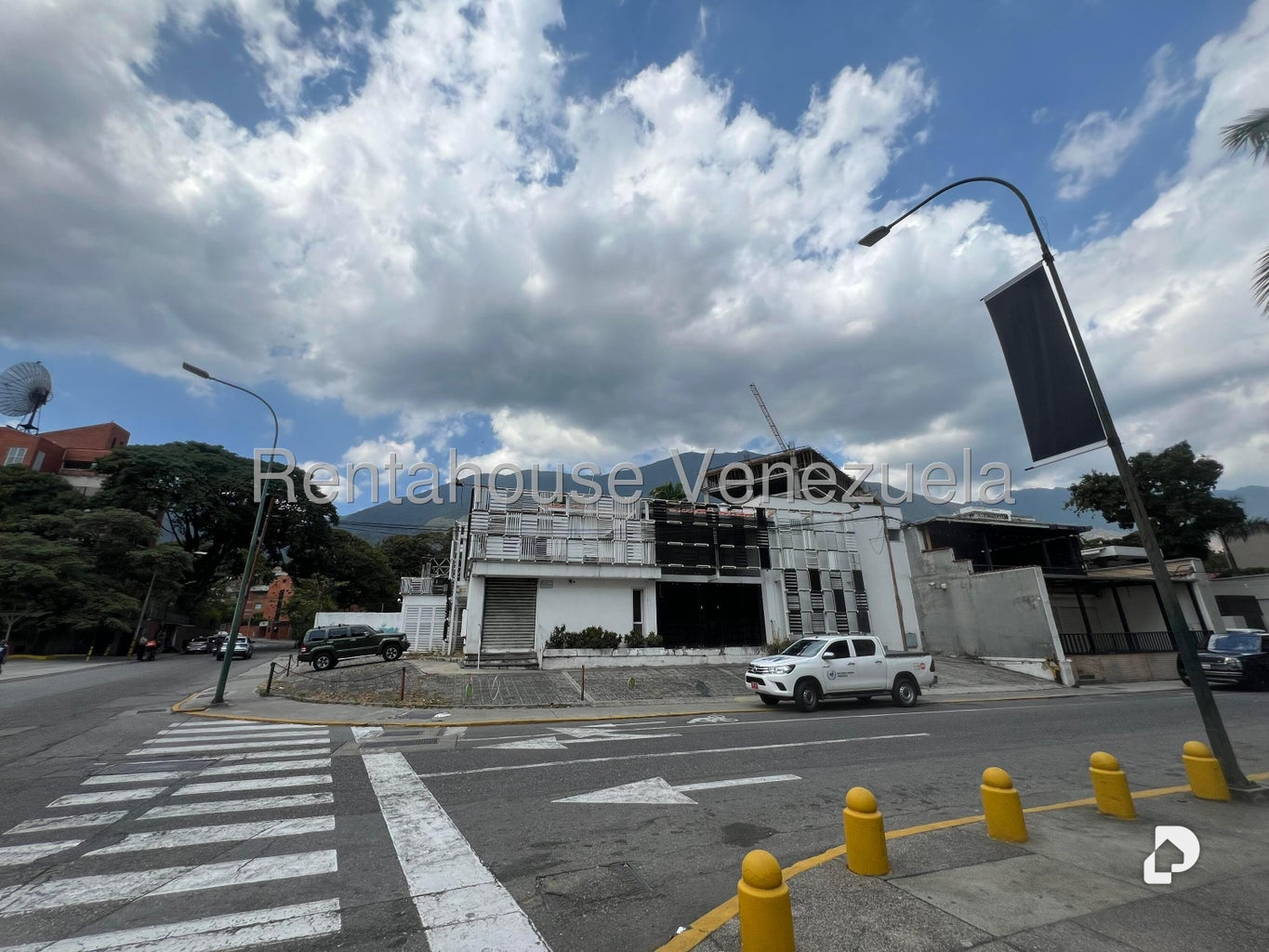 Terreno en La Castellana, Caracas – 10