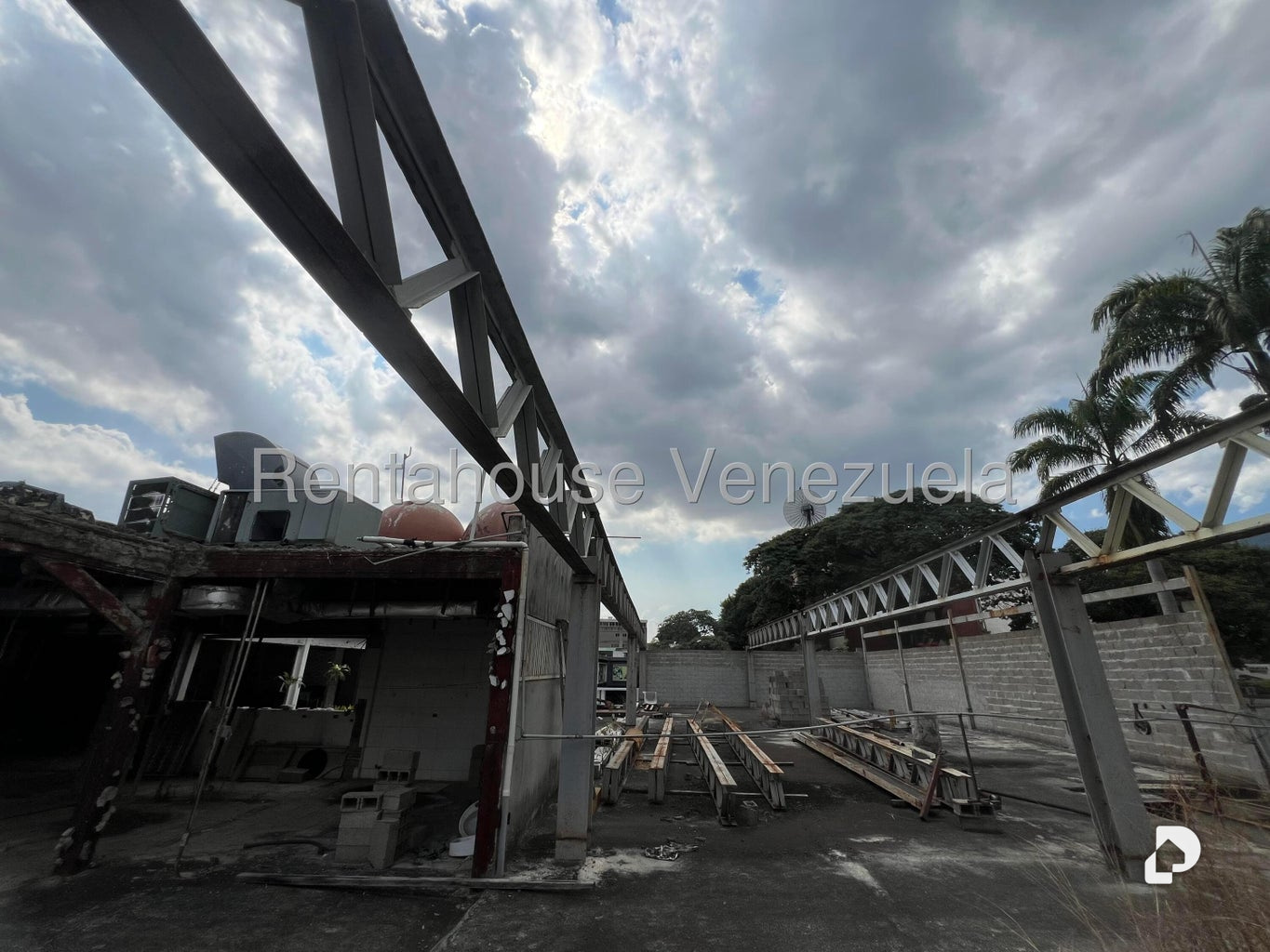 Terreno en La Castellana, Caracas – 20