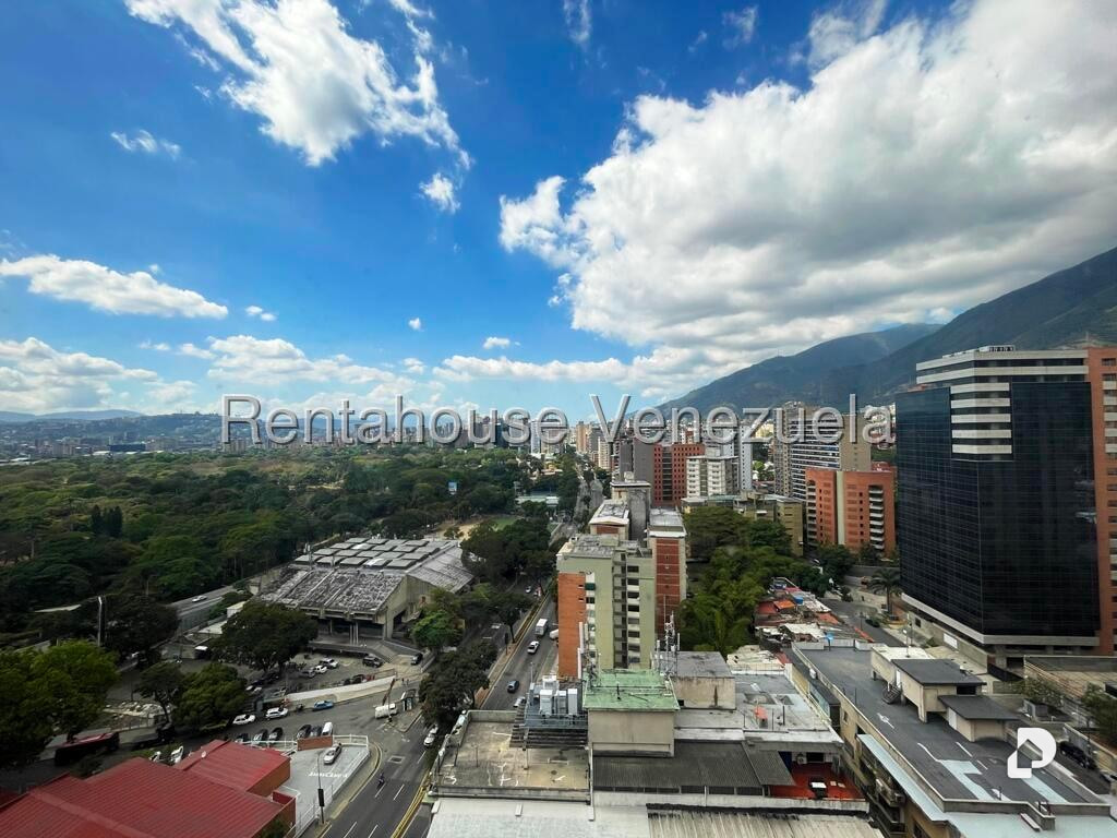 Oficina en Los Dos Caminos, Caracas