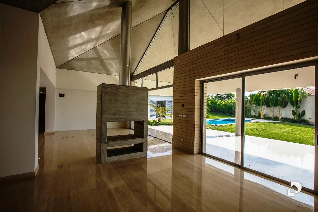 Casa en La Lagunita Country Club, Caracas