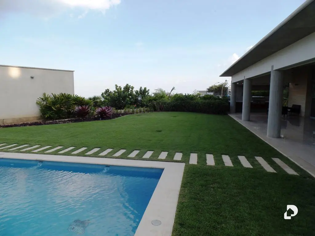 Casa en La Lagunita Country Club, Caracas