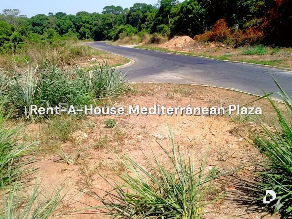 Terreno en Colinas de Guataparo, Valencia – 8