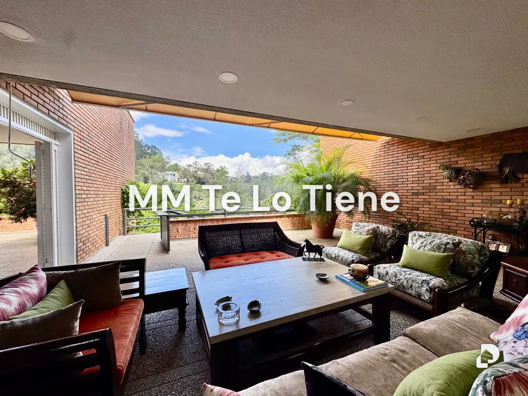 Apartment in La Lagunita, Caracas – 1