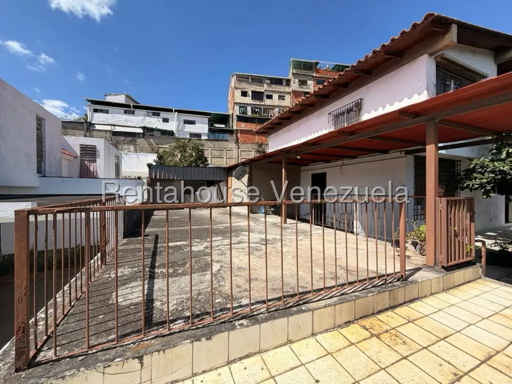 Casa en La Trinidad, Caracas - 1