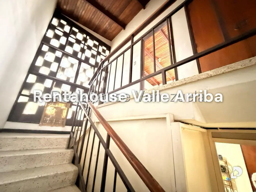 Casa en La Trinidad, Caracas – 17