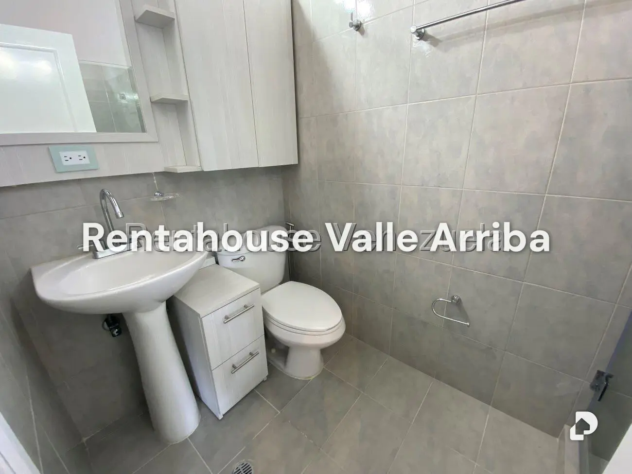 Apartamento en Colinas de La Tahona, Caracas – 21