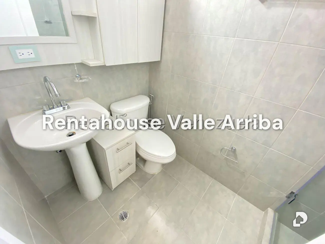 Apartamento en Colinas de La Tahona, Caracas – 24