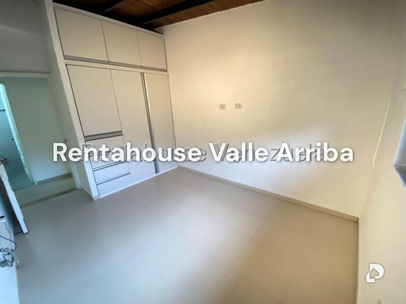 Apartamento en Colinas de La Tahona, Caracas – 23