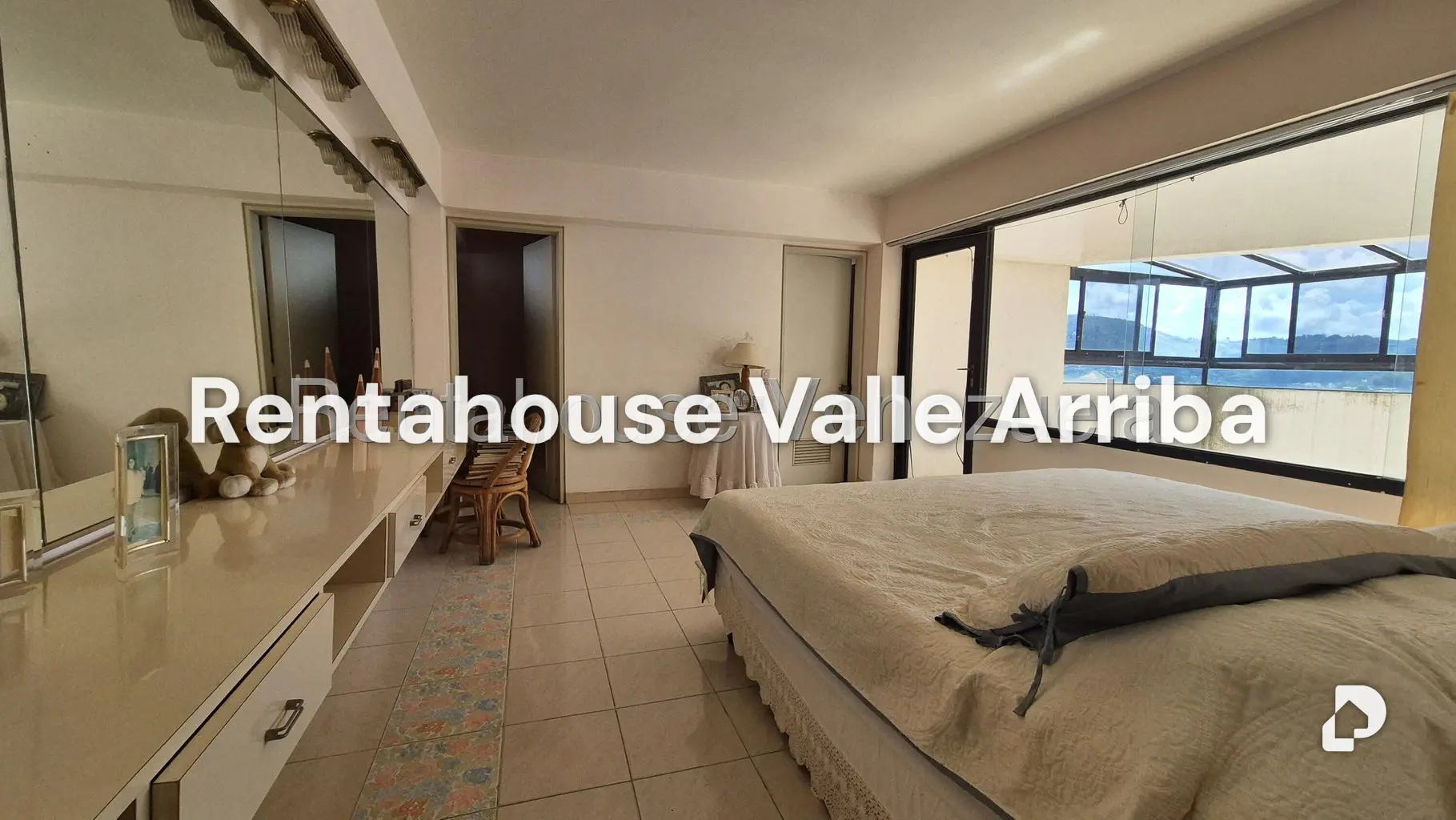 Apartamento en Lomas de Prados del Este, Caracas – 20