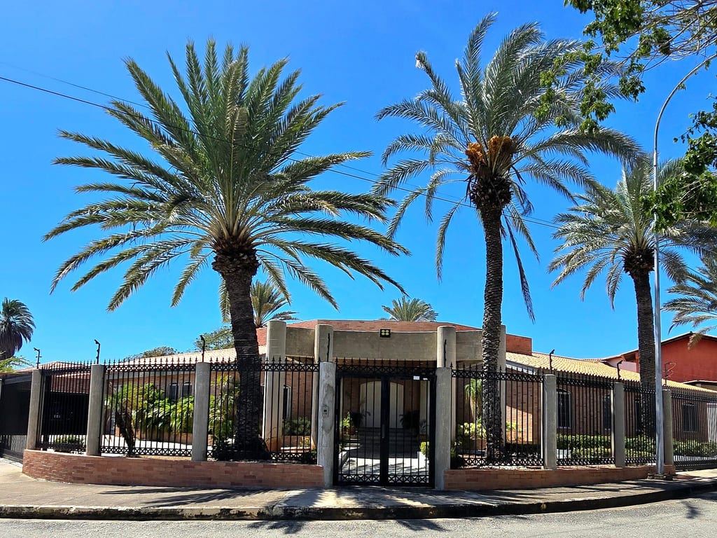 Casa en Urbanización Costa Azul, Porlamar - 1