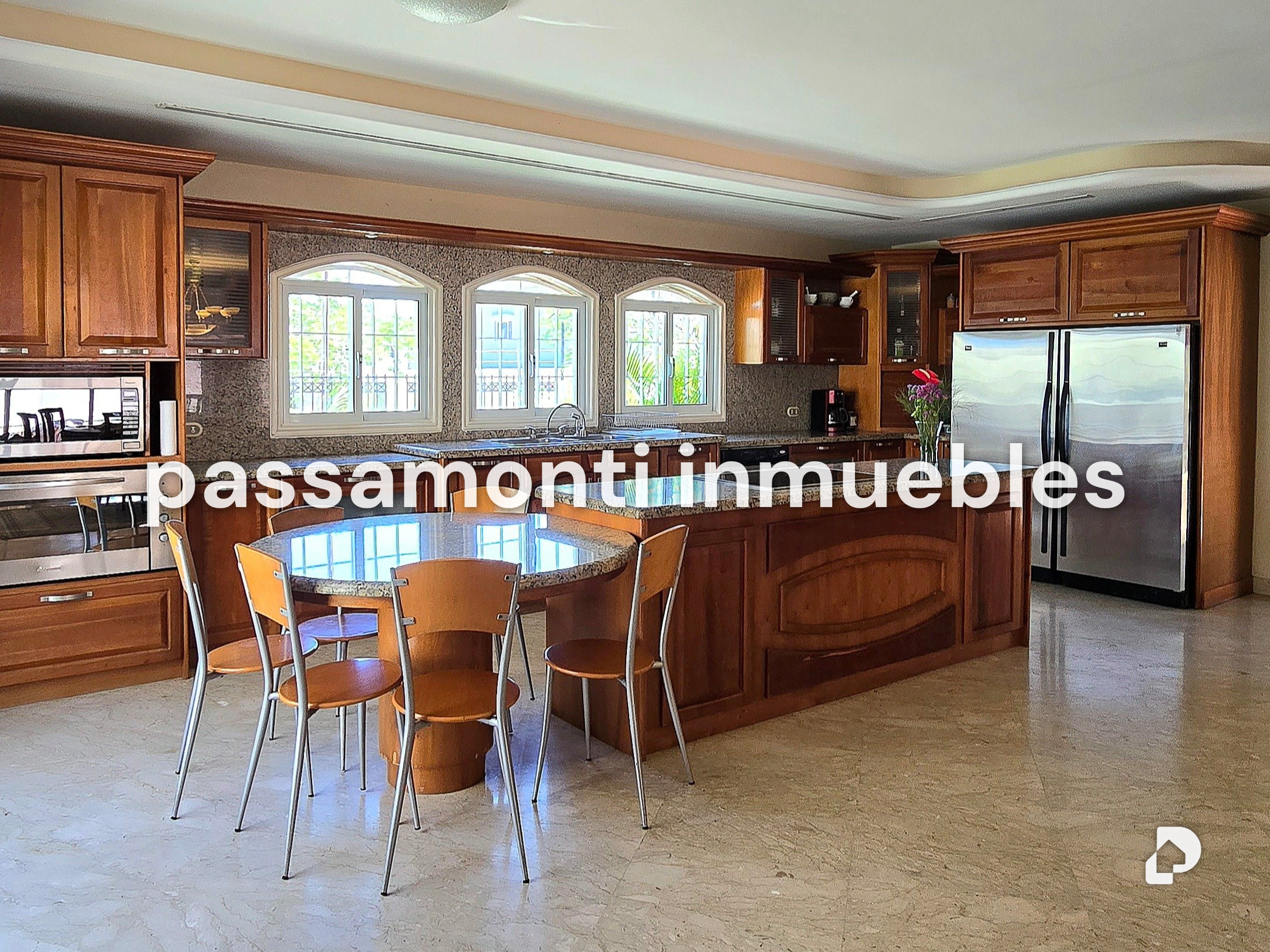 Casa en Urbanización Costa Azul, Porlamar – 14