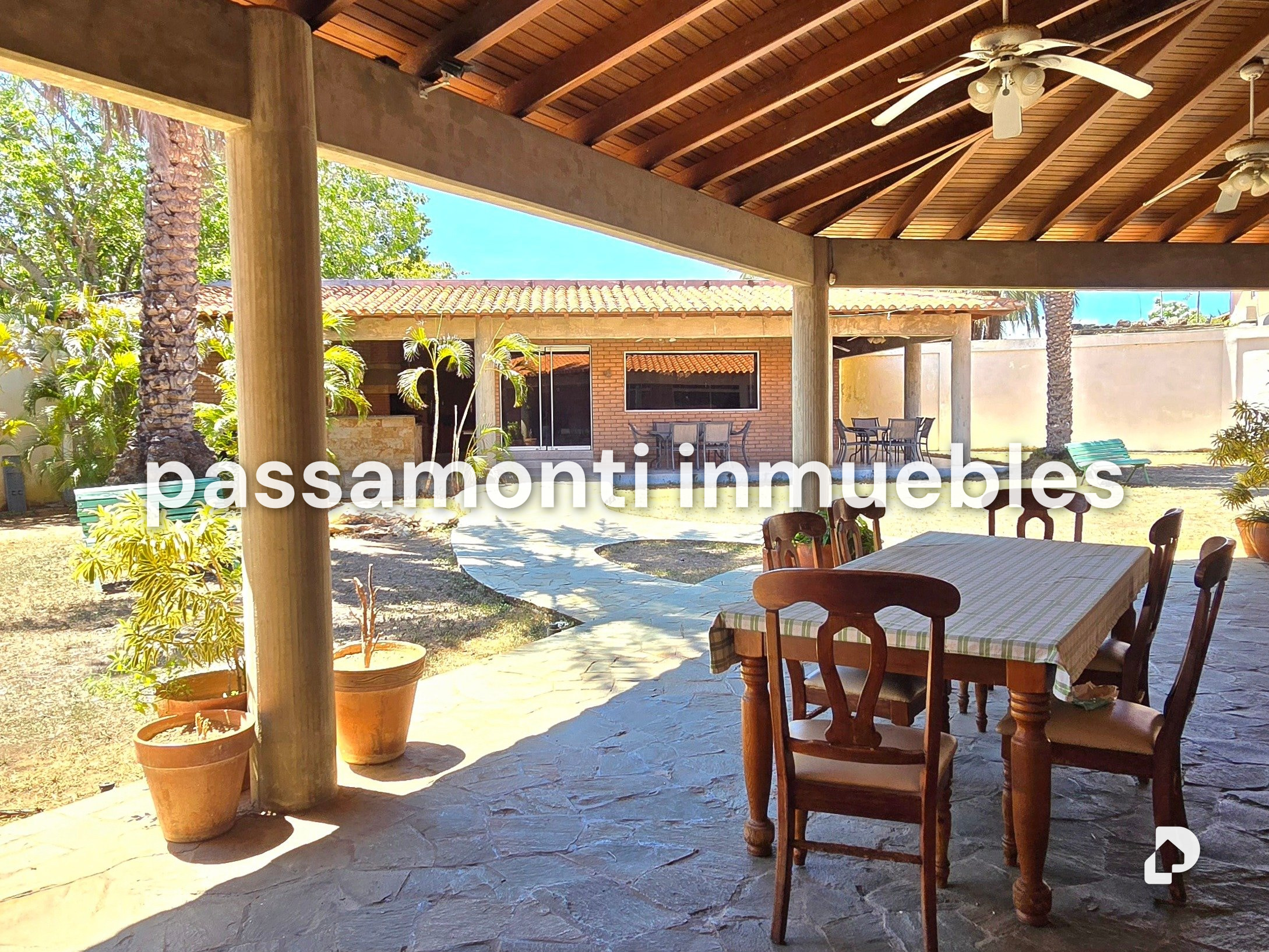 Casa en Urbanización Costa Azul, Porlamar – 33