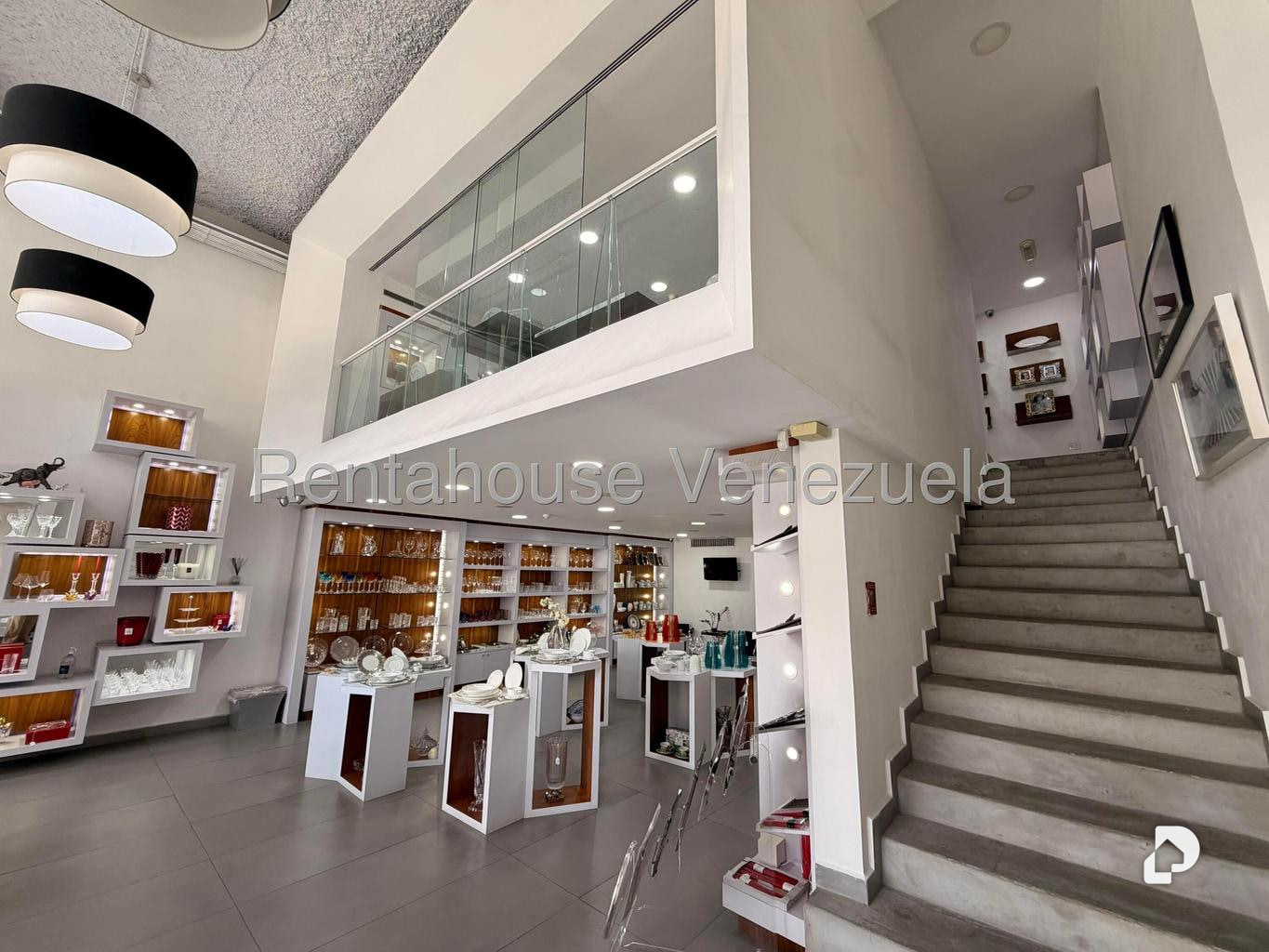 Local comercial en Las Mercedes, Caracas – 29