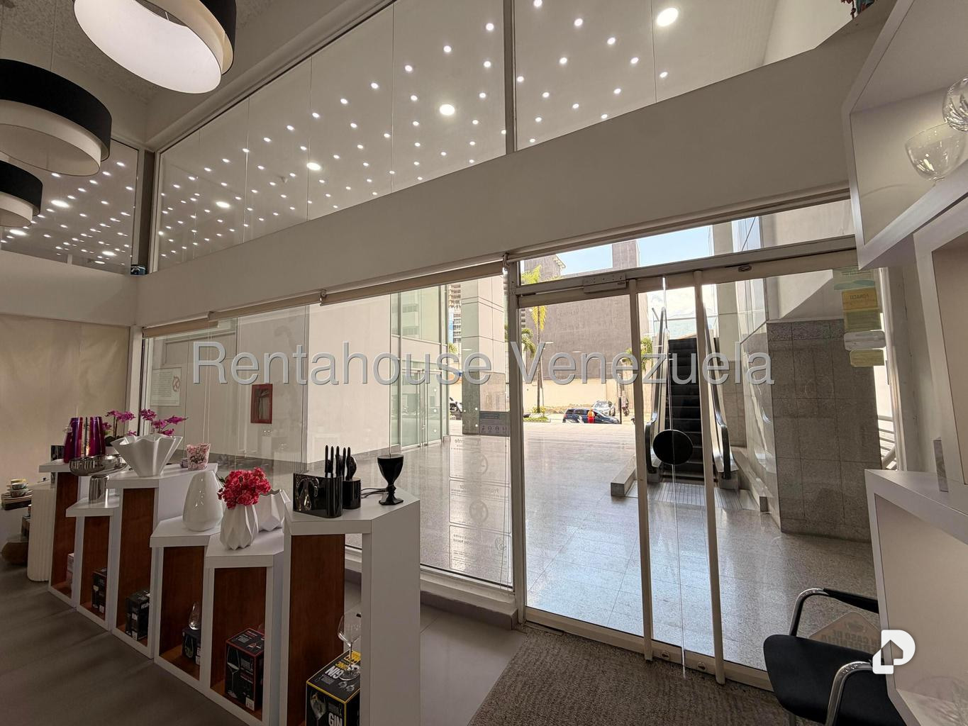 Local comercial en Las Mercedes, Caracas – 8