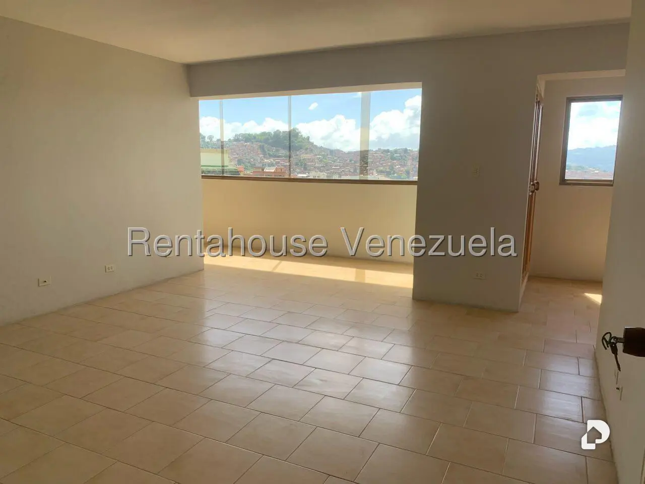 Apartamento en Terrazas del Ávila, Caracas – 24