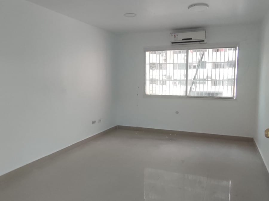 Oficina en Chacao, Caracas - 1