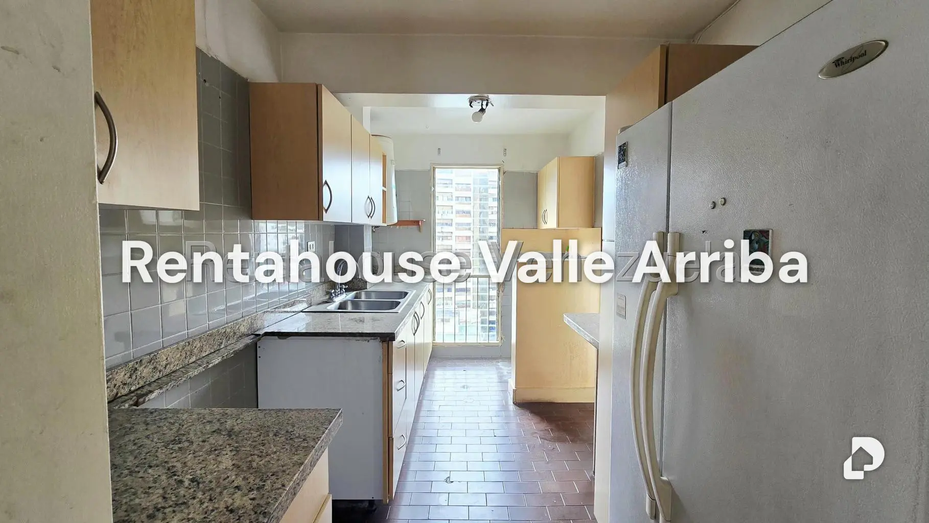 Apartamento en Los Palos Grandes, Caracas – 11