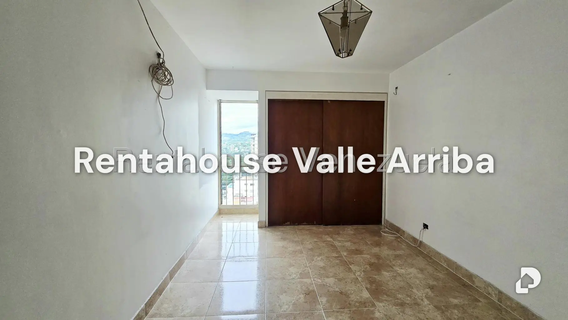 Apartamento en Los Palos Grandes, Caracas – 16