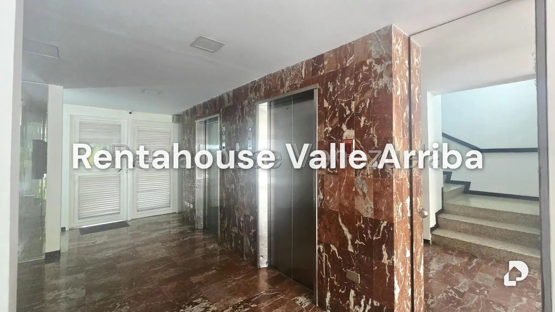 Apartamento en Los Palos Grandes, Caracas – 3