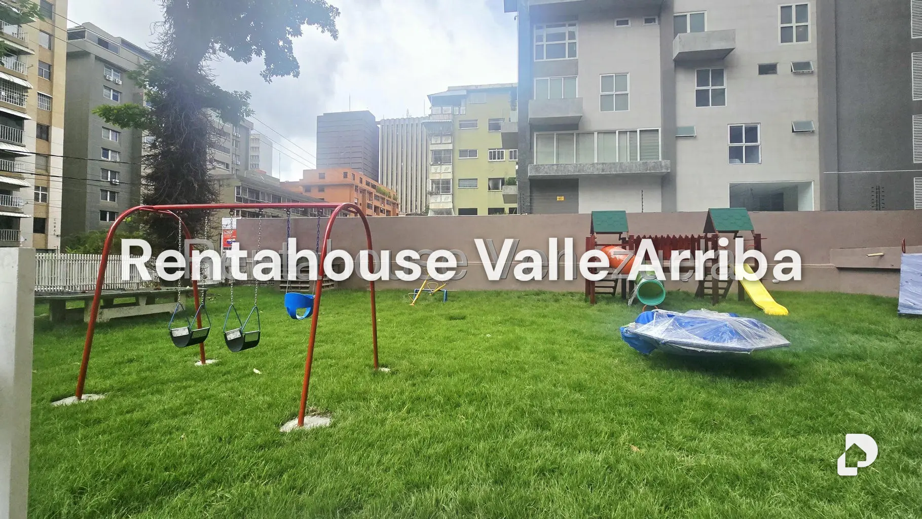 Apartamento en Los Palos Grandes, Caracas – 25