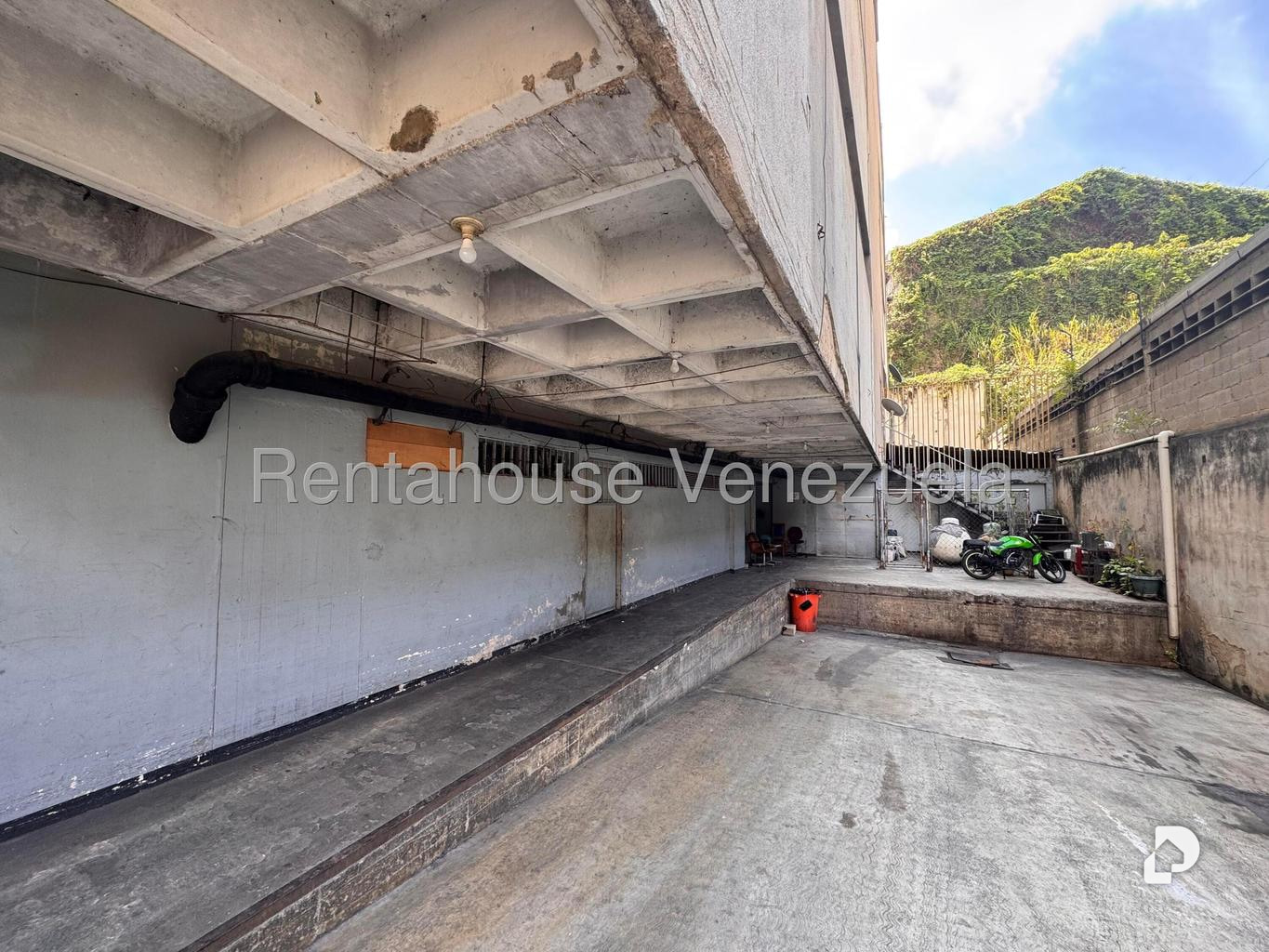 Warehouse in Palo Verde, Caracas – 9
