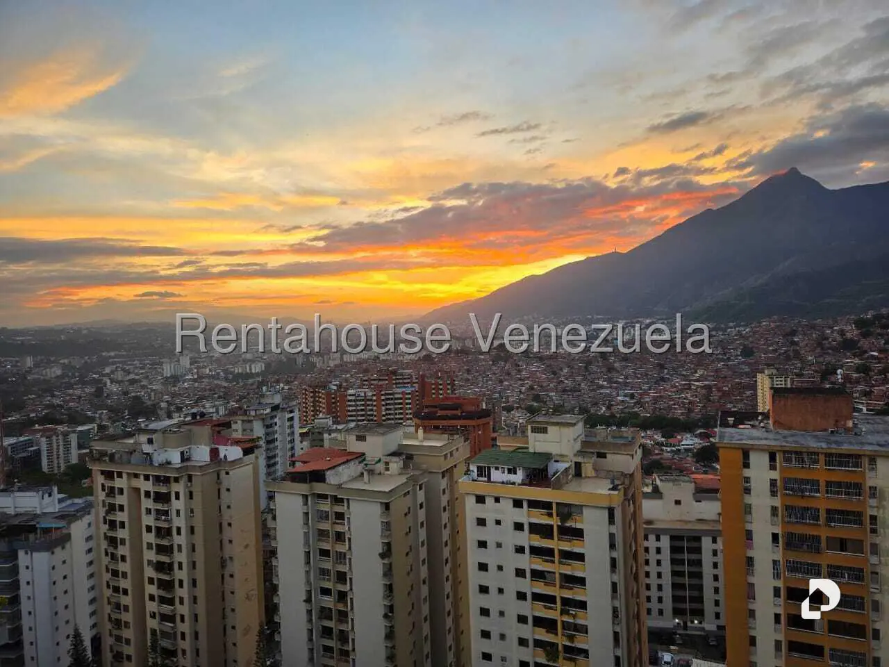 Apartamento en Lomas del Avila, Caracas – 13