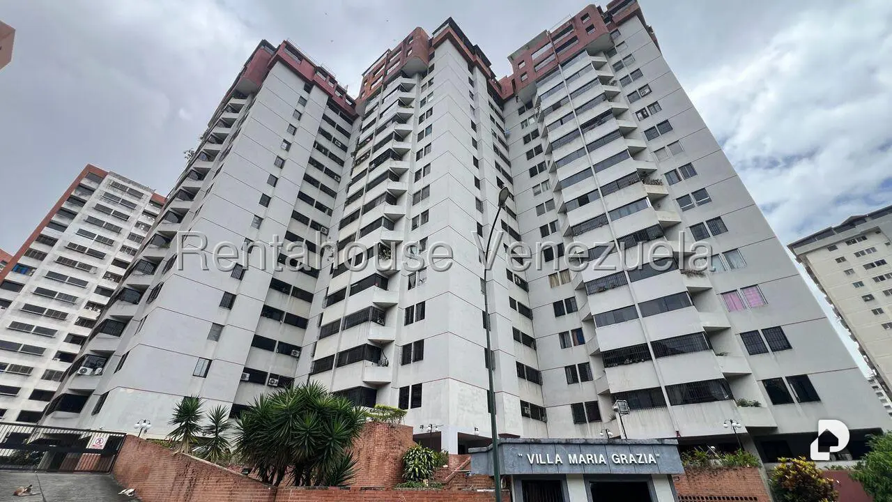 Apartamento en Lomas del Avila, Caracas – 1