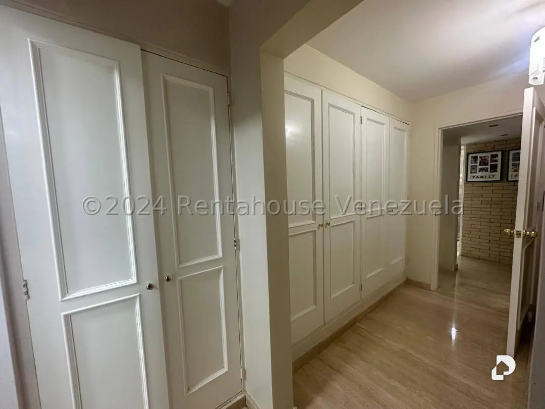 Apartamento en Colinas de La Tahona, Caracas – 18