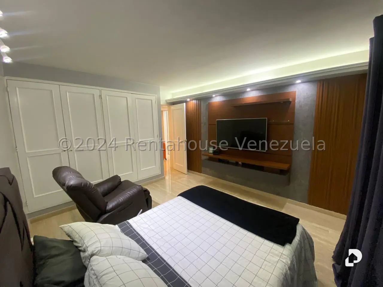 Apartamento en Colinas de La Tahona, Caracas – 21