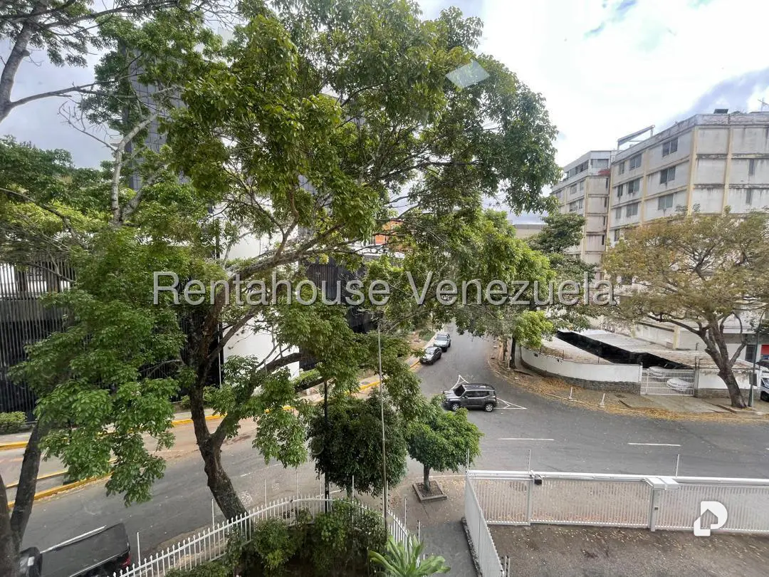 Apartamento en Chuao, Caracas – 2