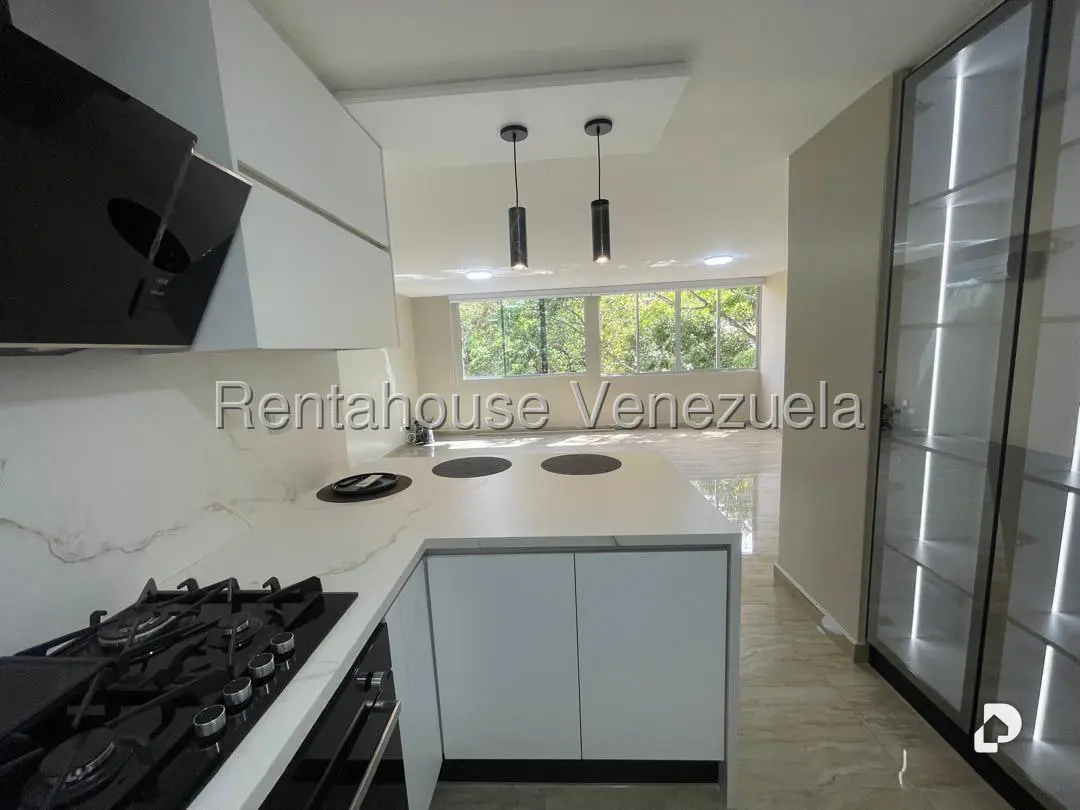 Apartamento en Chuao, Caracas – 12