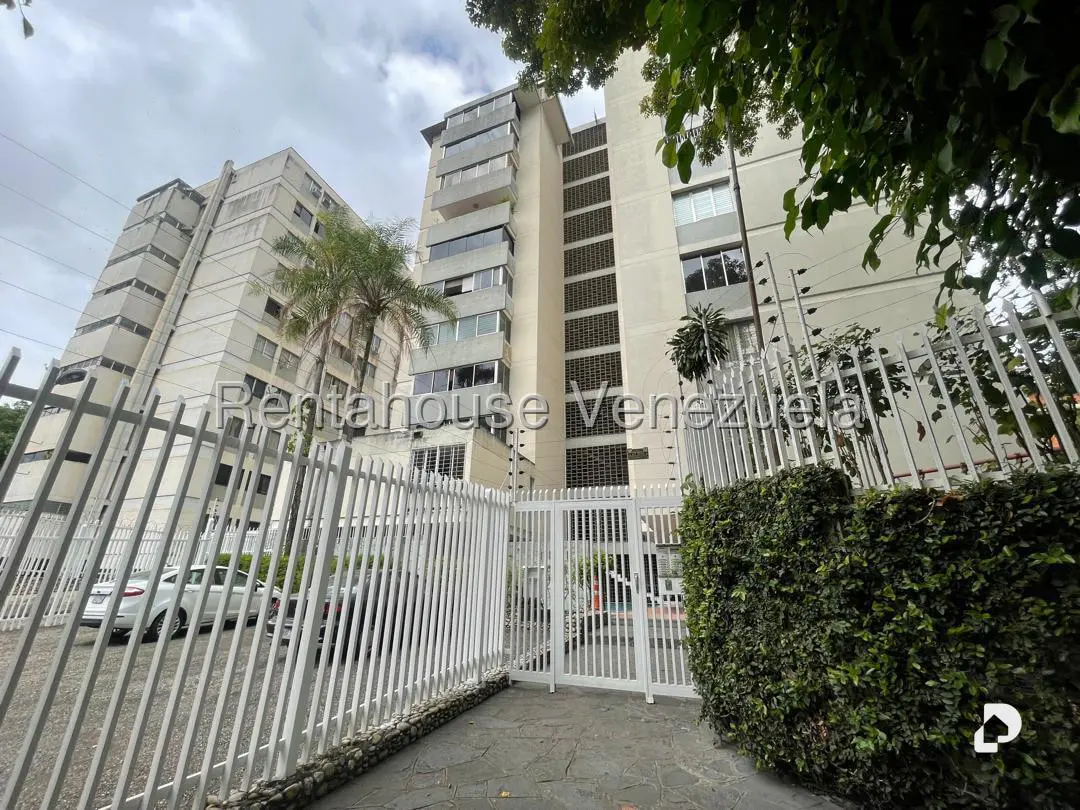 Apartamento en Chuao, Caracas – 1