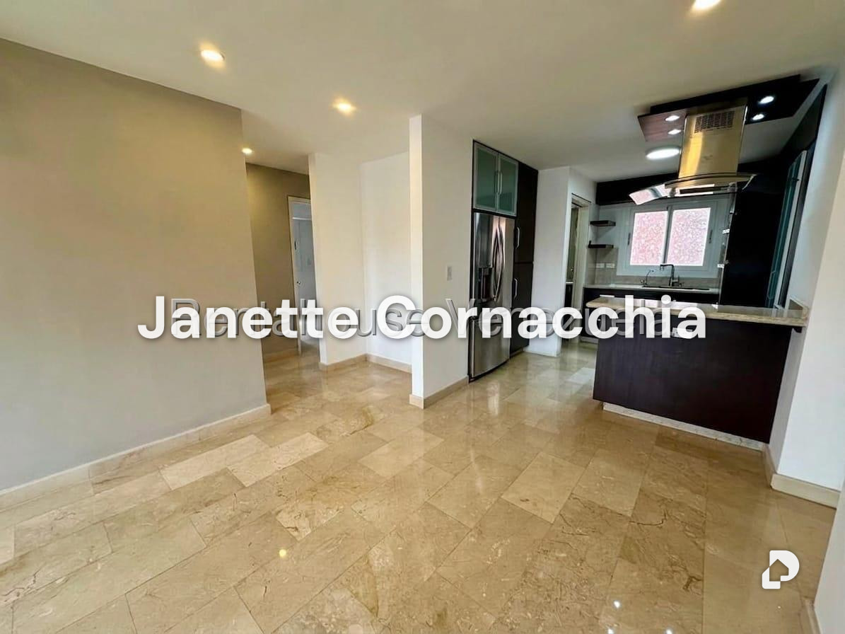 Apartamento en El Rosal, Caracas – 6
