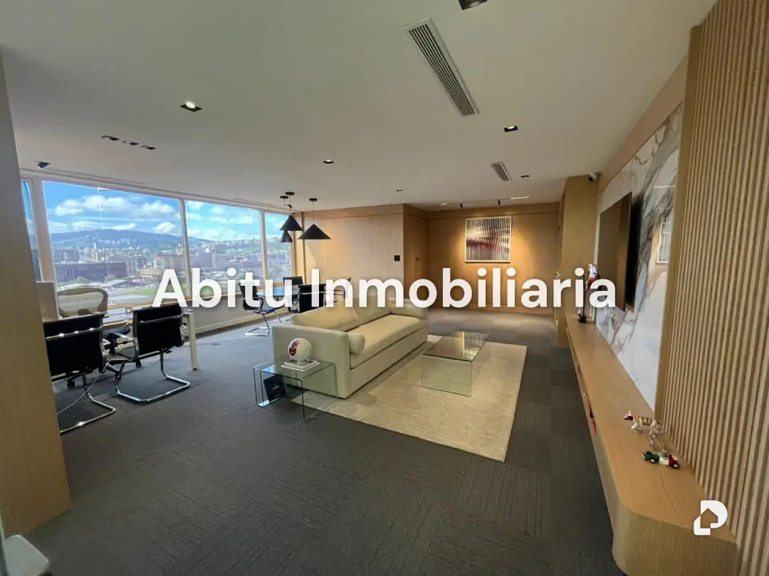 Office in Chacao, Caracas – 1