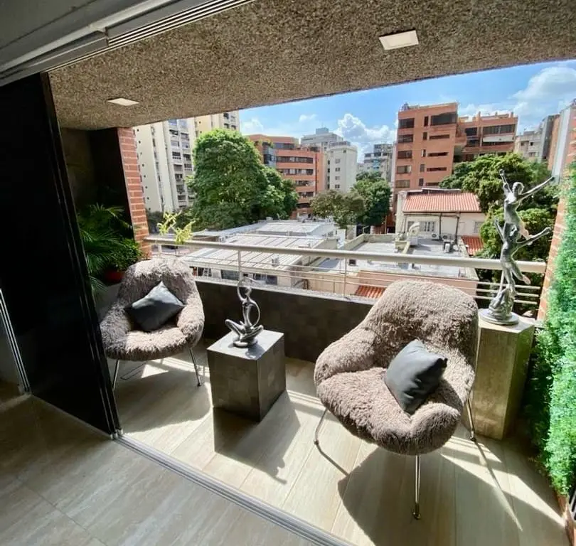Apartamento en Campo Alegre, Caracas - 1