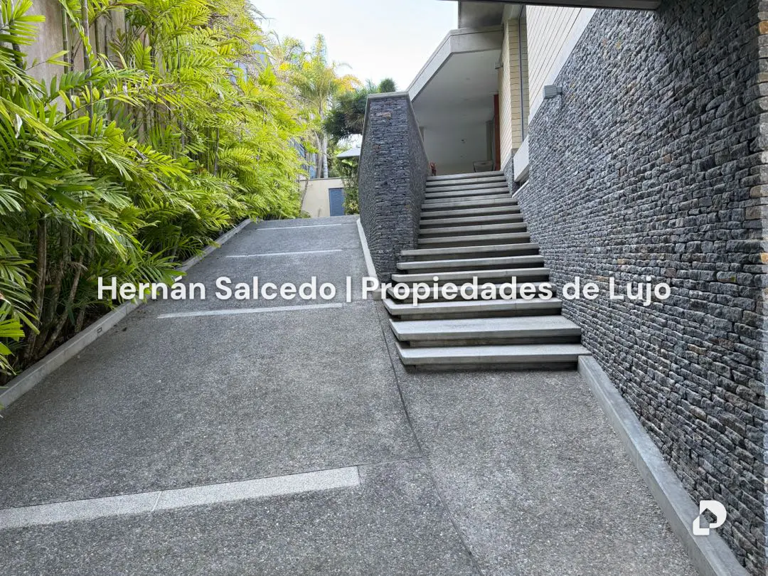 Casa en Caracas – 8