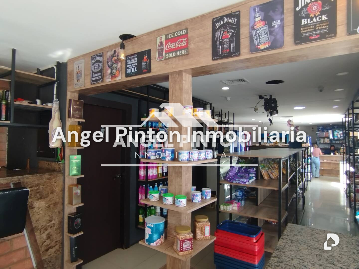 Local comercial en Isla Dorada, Maracaibo – 11