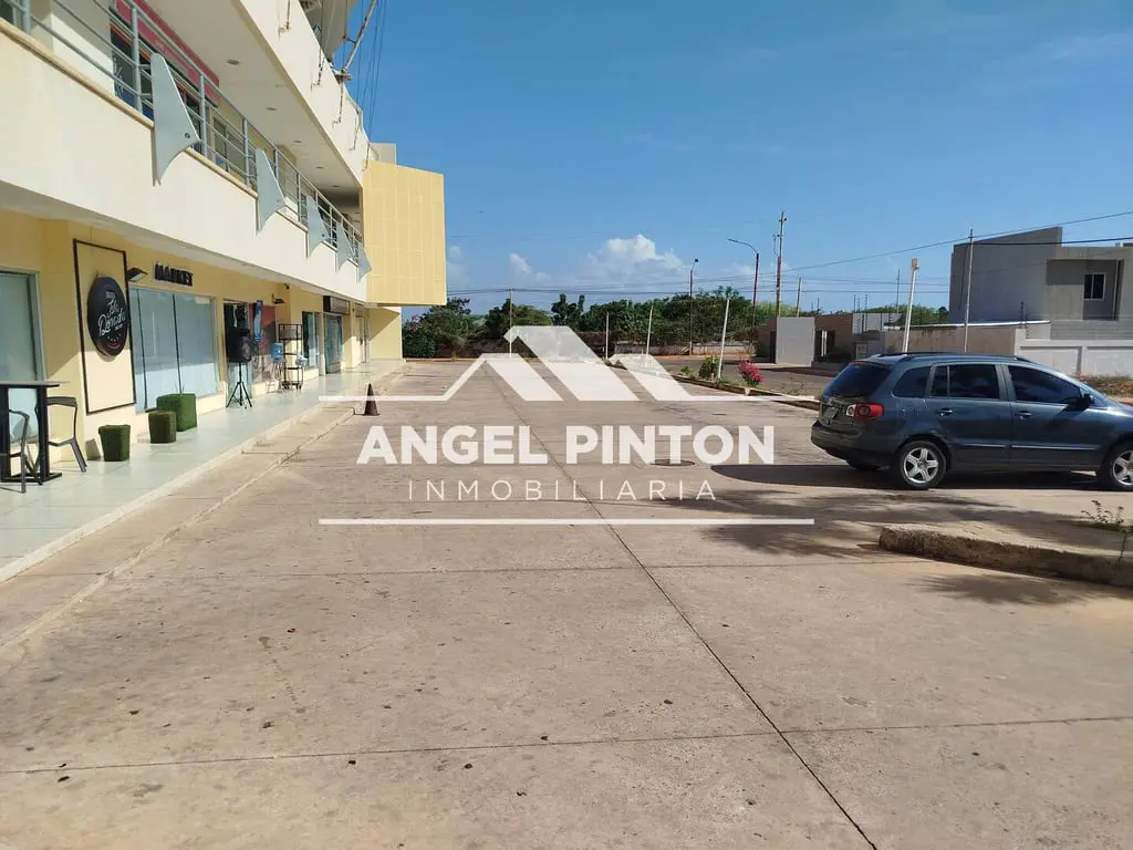 Commercial space in Maracaibo - 1