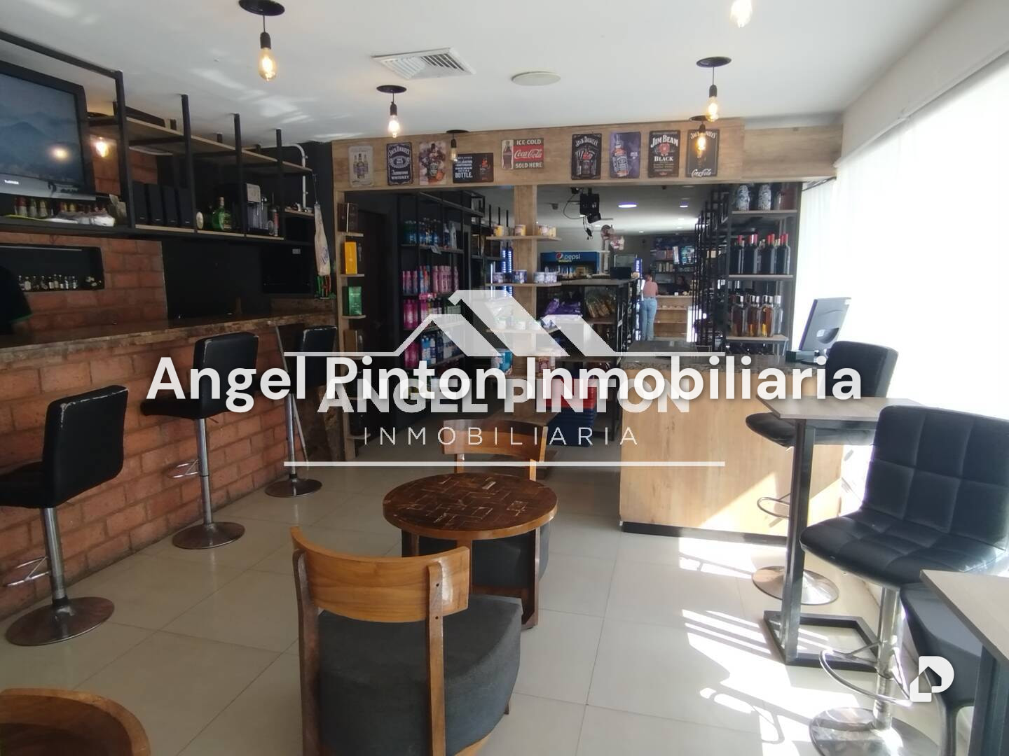 Local comercial en Isla Dorada, Maracaibo – 12