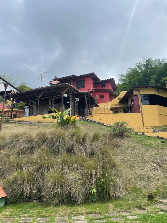 Casa en Oripoto, Caracas - 1
