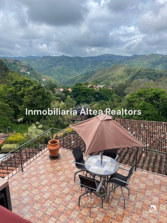 Casa en Oripoto, Caracas – 14