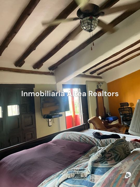 Casa en Oripoto, Caracas – 16