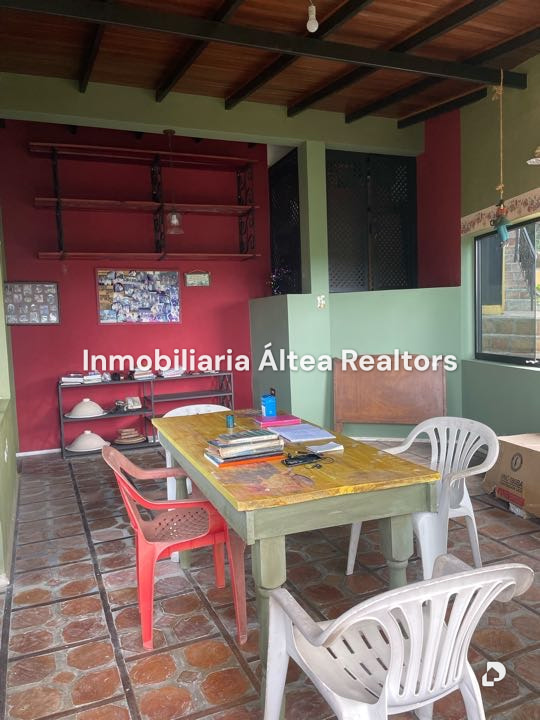 Casa en Oripoto, Caracas – 23
